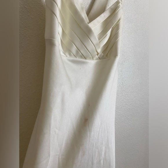 Calvin Klein Elegant Cream Sleeveless Dress - Picture 10 of 11
